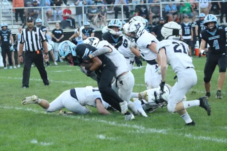 Magnolia's Rushing Attack Wins Out Against Bulldogs